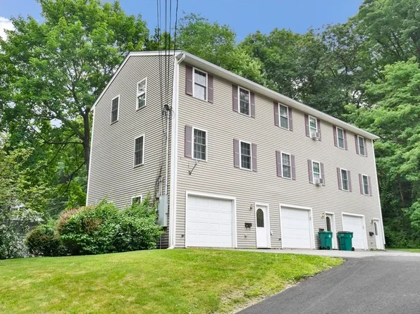 480 Elm St #3, Fitchburg, MA 01420