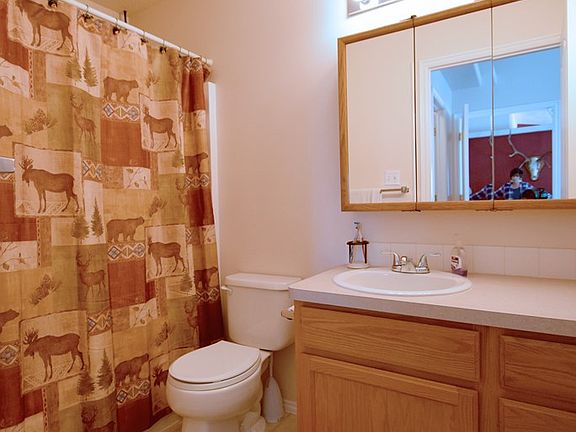 5th image of 340 Donna Dr