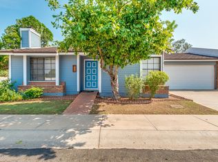 131 E Danbury Rd, Phoenix, AZ 85022