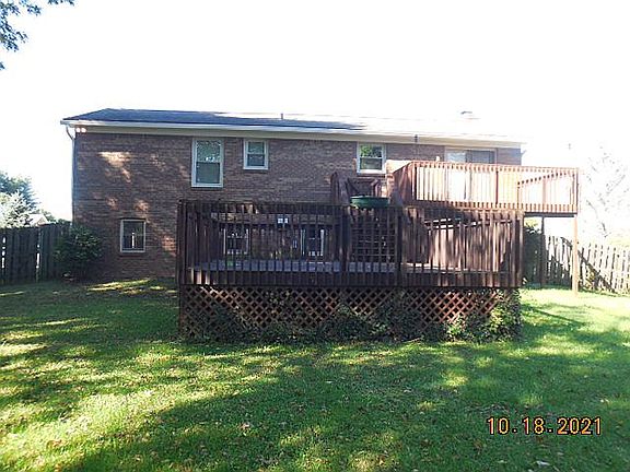 Large 2 level deck 