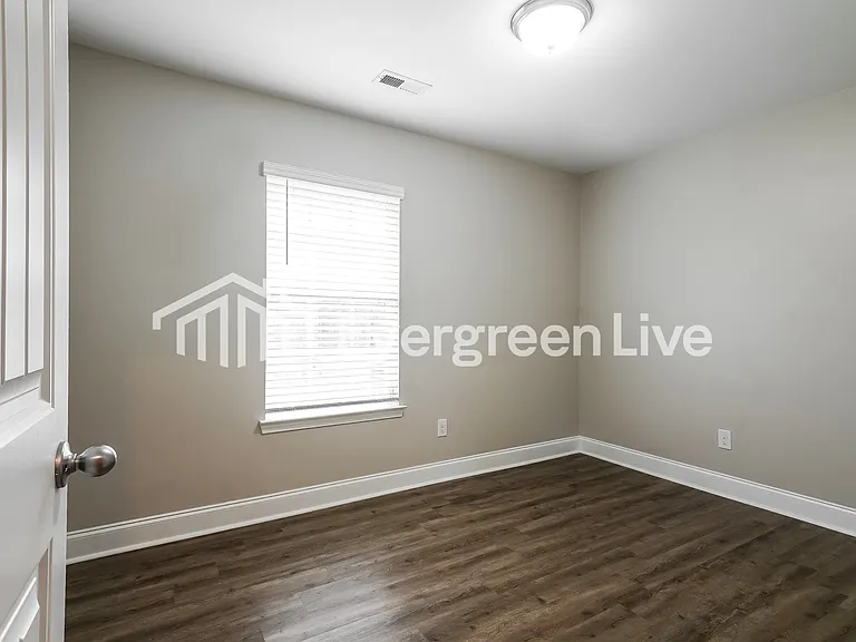 3008 Village Ridge Dr — Photo 12