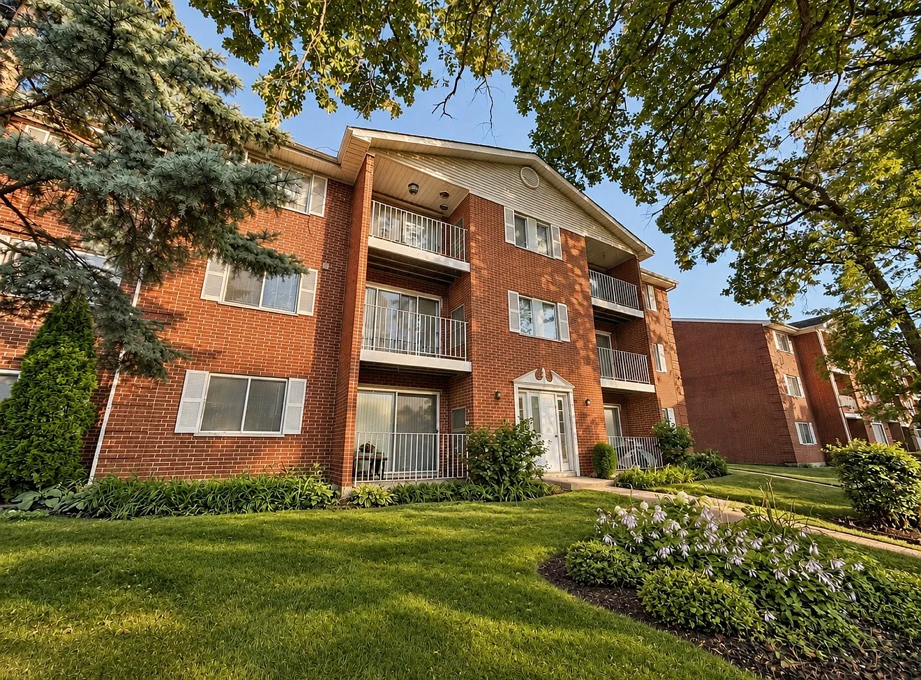 2 bed, 1150 sqft, $2,250 — Photo 1