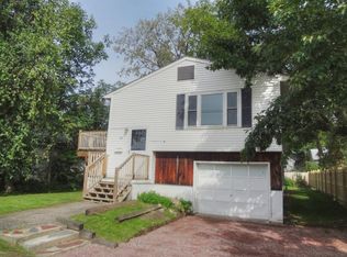 38 Batchelder St, South Burlington, VT 05401