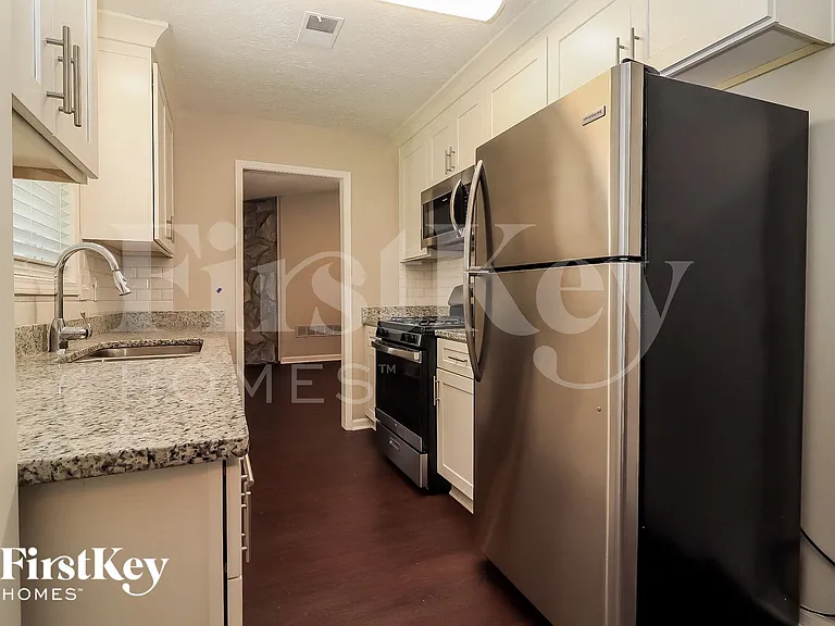 3247 Palomino Dr — Photo 7