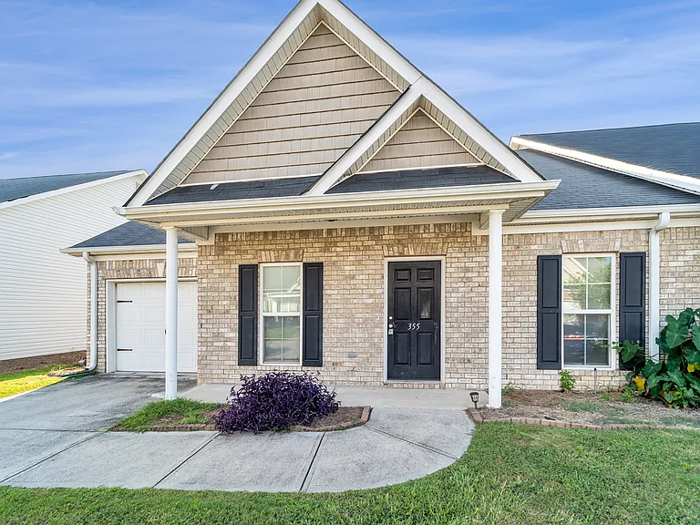 355 High Meadows Pl — Photo 2