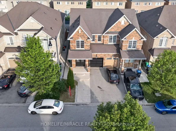 39 Matthew Harrison St, Brampton, ON L6P 3H3