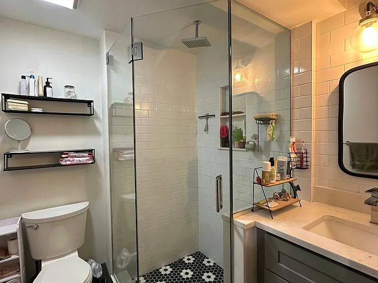 41 Long Ave #B2 — Photo 7