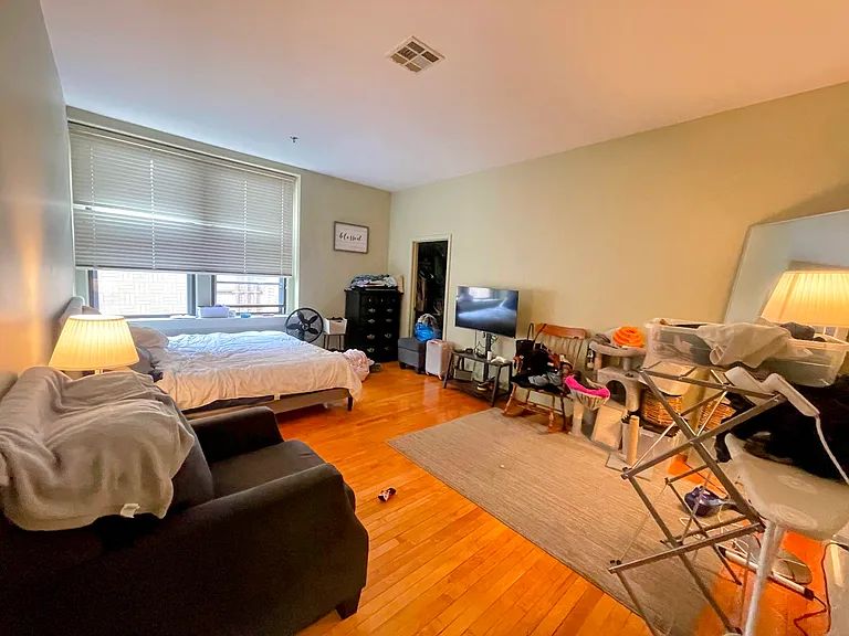 15 East End Lofts — Photo 17