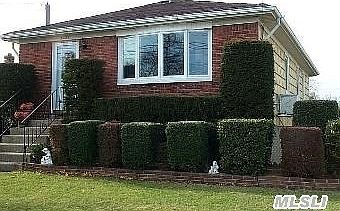 1st image of 3286 Elliott Blvd