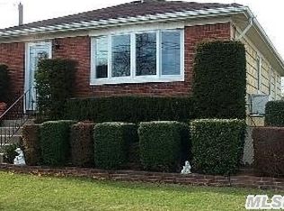 3286 Elliott Blvd, Oceanside, NY 11572