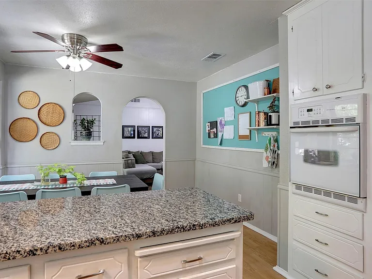 1615 Shelmar Ct — Photo 6