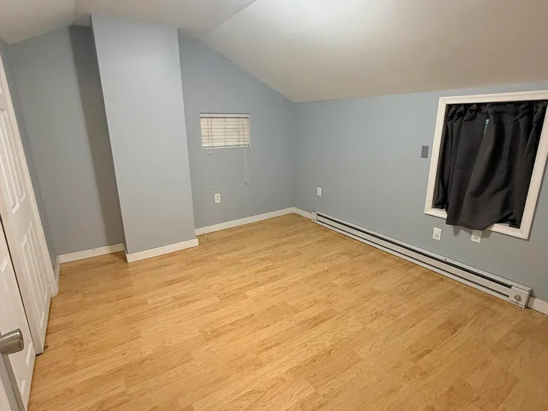 535 Maple St #2 — Photo 7