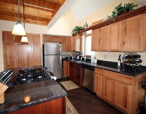 4th image of 500 Glendale Cir