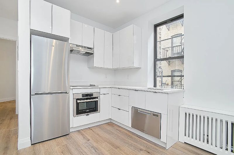 1st image of 425 Grand Ave APT B5
