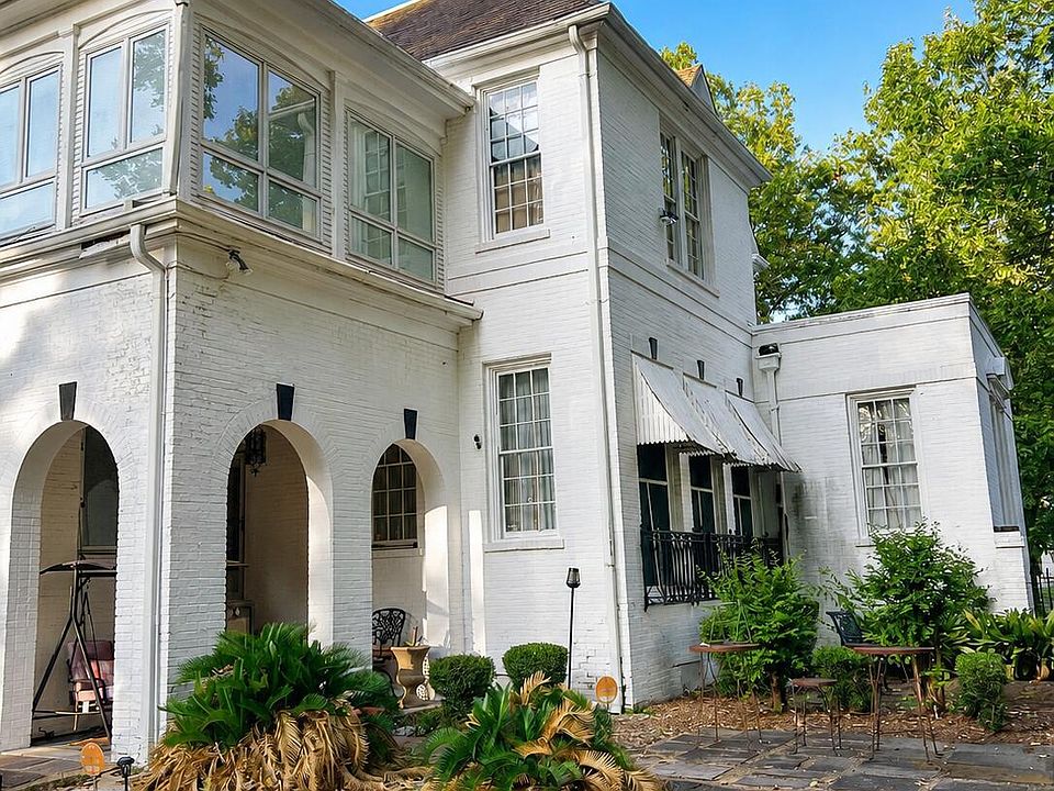 1st image of 351 S Washington Ave