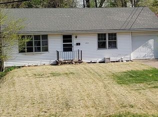 2412 Palmyra Rd, Hannibal, MO 63401