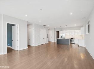 2335 W Chicago Ave, Chicago, IL 60622