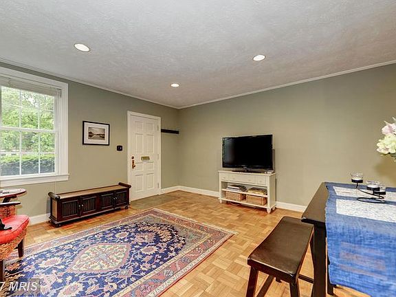 4th image of 2600 16th St S APT 714