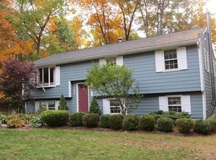 6 Stone Hill Dr, Ipswich, MA 01938