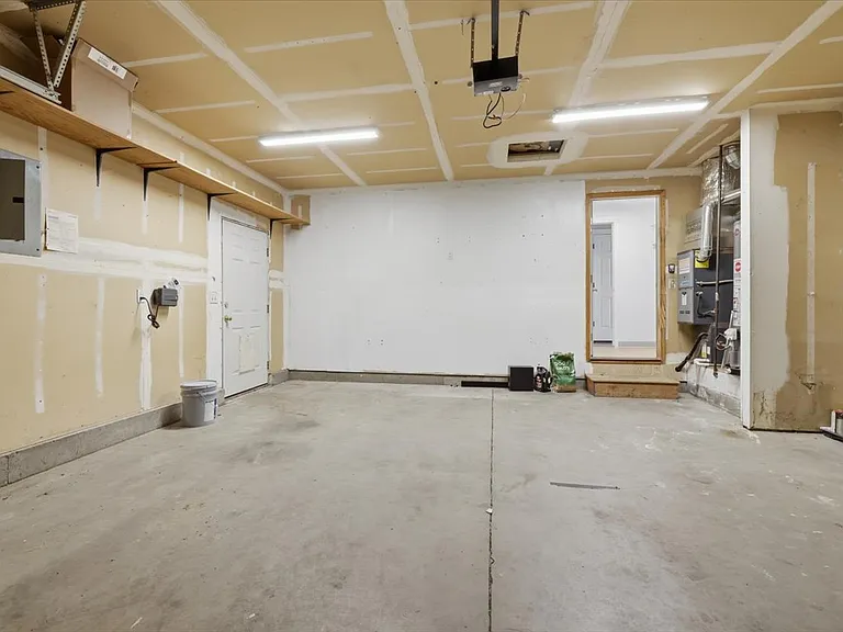 1020 Aspen Grove St — Photo 17