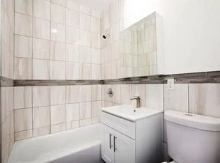 5652 Myrtle Ave FLOOR 3, Ridgewood, NY 11385