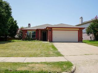 5300 Emmeryville Ln, Fort Worth, TX 76244