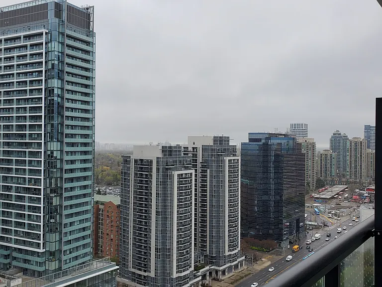 5858 Yonge St #2511 — Photo 13