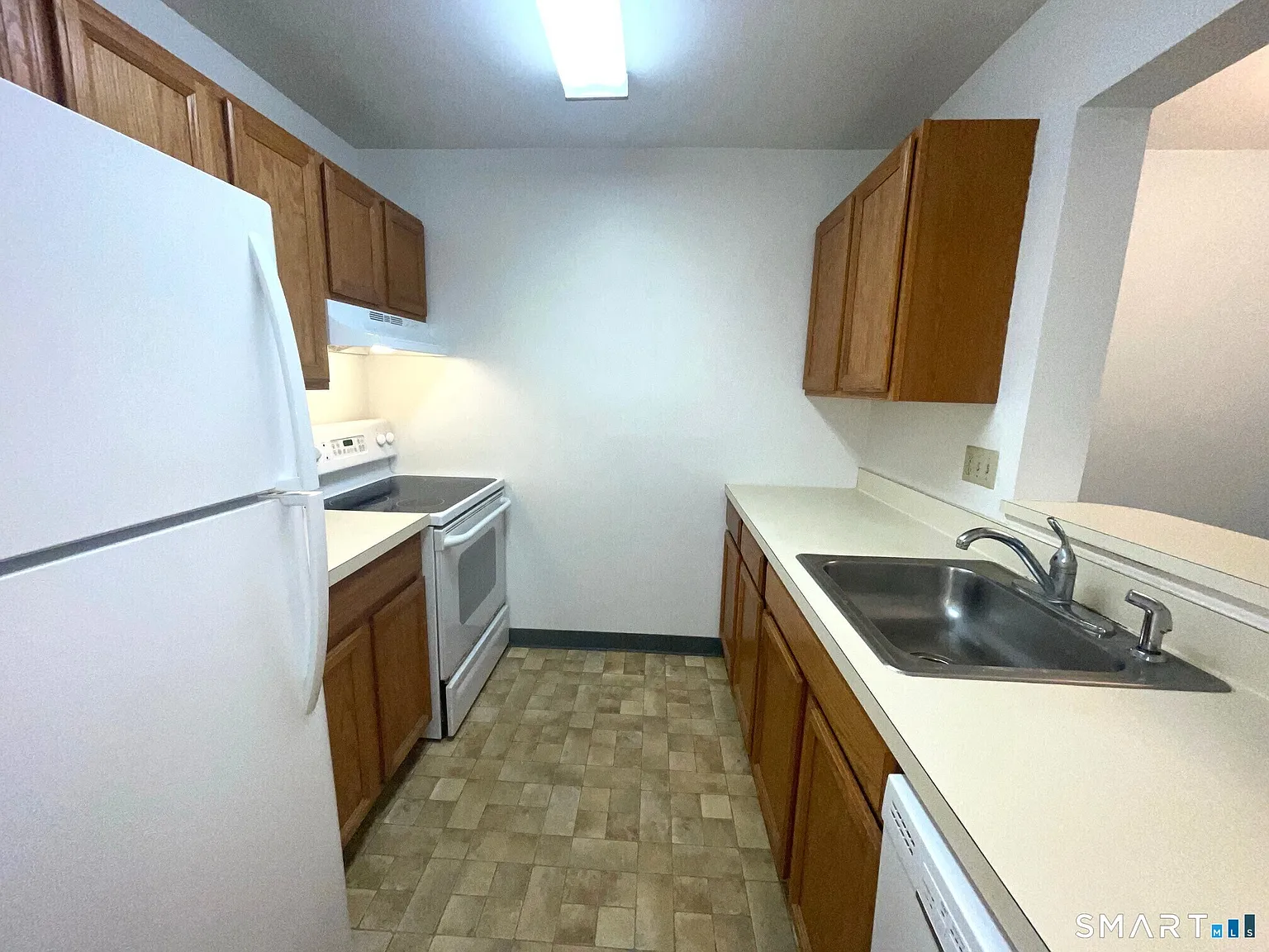 1 bed, 1.0 bath, 840 sqft, $1,950 — Photo 4