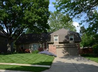 10009 Taylor Dr, Overland Park, KS 66212