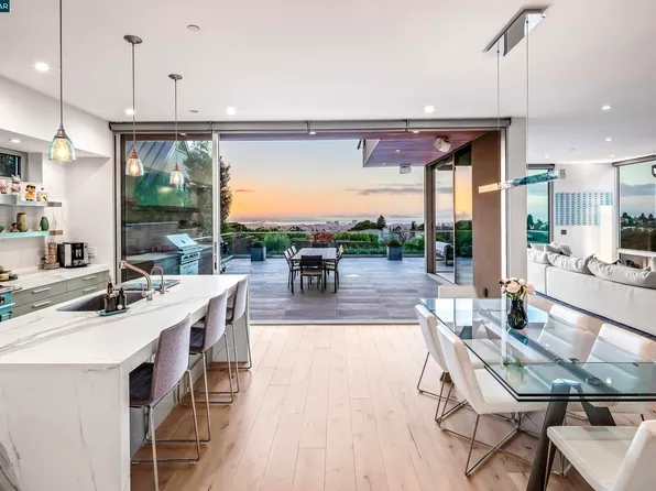 189 Florence Ave, Oakland, CA 94618