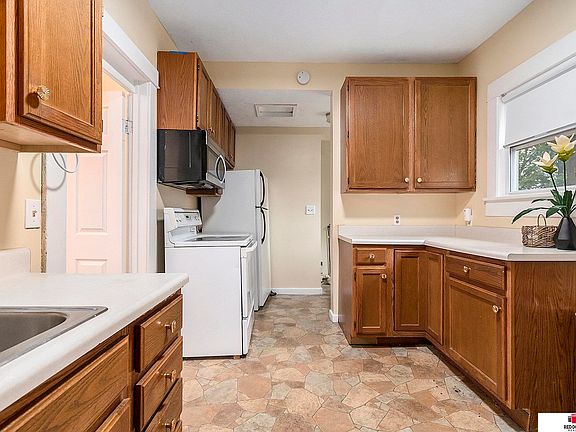 4th image of 2603 N Cotner Blvd