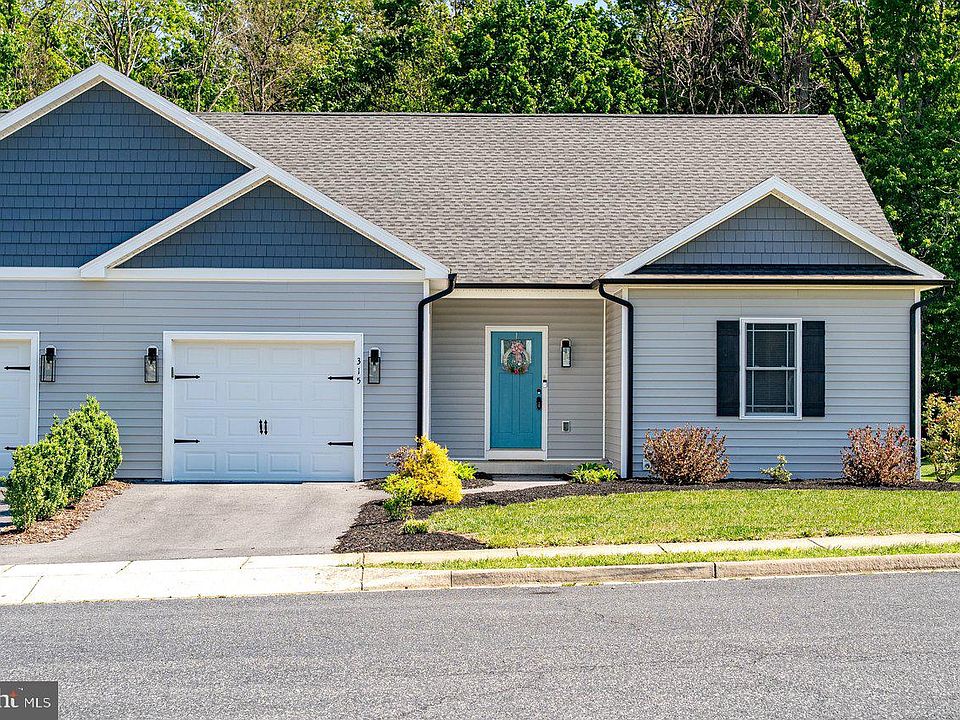 1st image of 315 Willow Oaks Dr