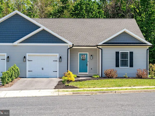 315 Willow Oaks Dr, Elkton, VA 22827