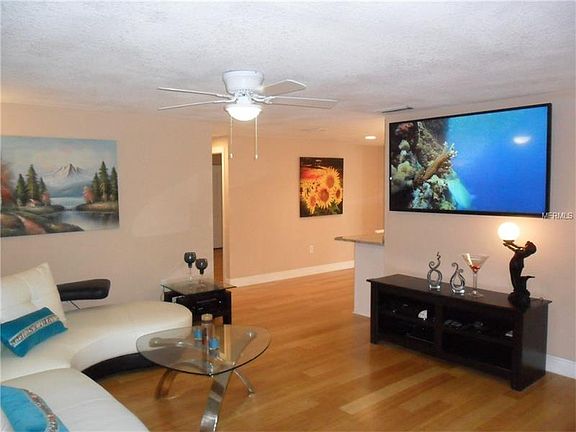 2nd image of 1115 Spanish Oaks Blvd