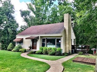 18 Lyle Rd, Wheeling, WV 26003