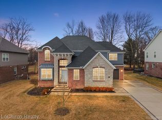 43722 Bolingbrooke Ln, Novi, MI