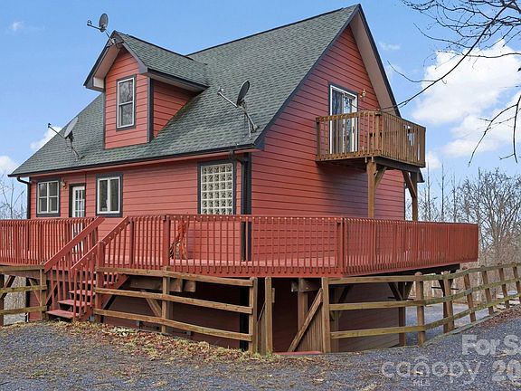 2nd image of 11 Roberts Dr
