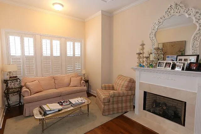 1119 W George St #E04P — Photo 8