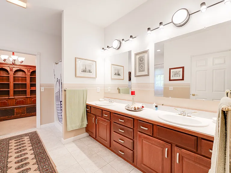 18 Bayberry Dr — Photo 14