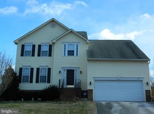 1056 Talisman Dr, Martinsburg, WV 25403
