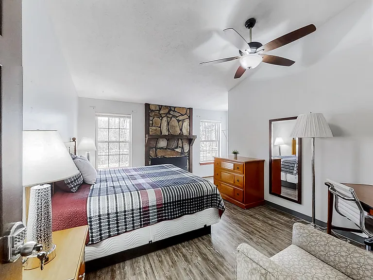 Orchard Ct — Photo 1