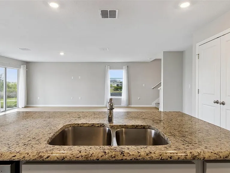 5580 Maddie Dr — Photo 18