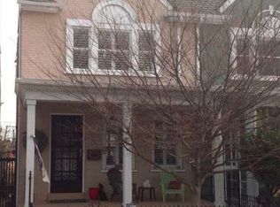 823 Roseneath Rd, Richmond, VA 23221