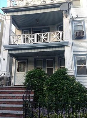 2nd image of 27 Farquhar St
