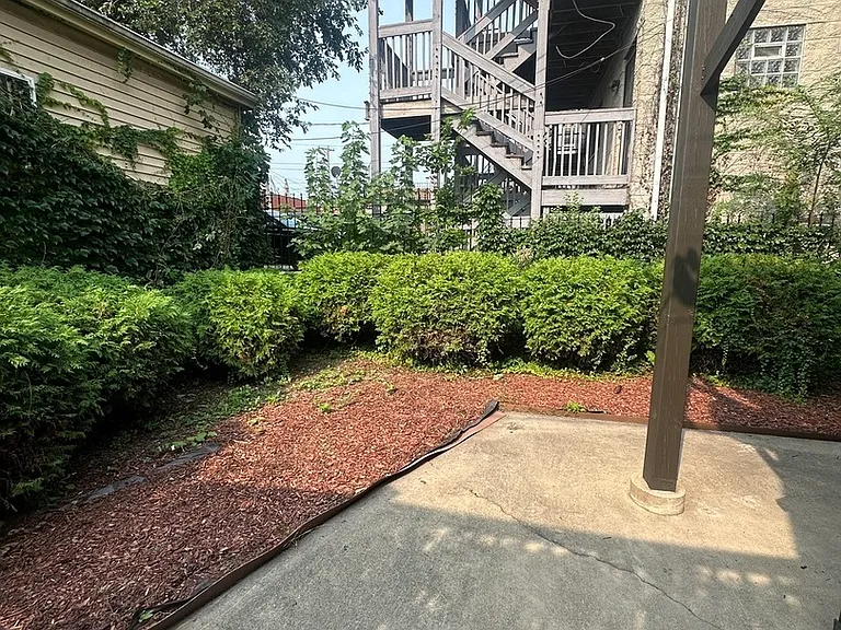 2449 W Taylor St #2 — Photo 10