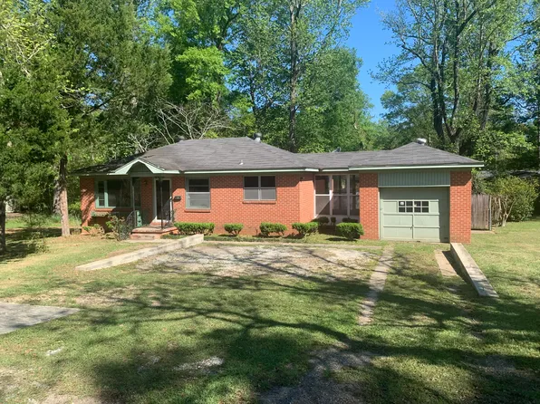 607 W 29th St, Laurel, MS 39440