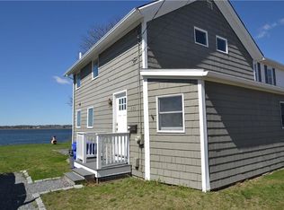 220 Narragansett Ave, Riverside, RI 02915