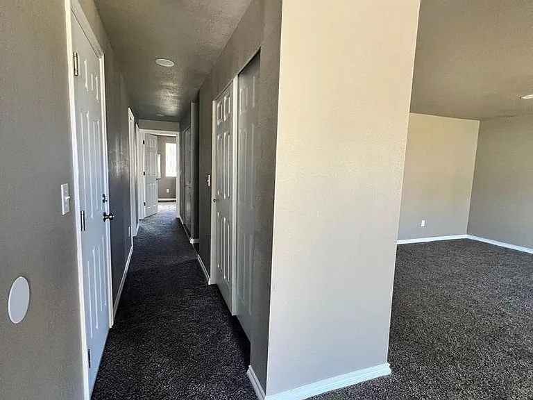 1218 S 41st Ave — Photo 10