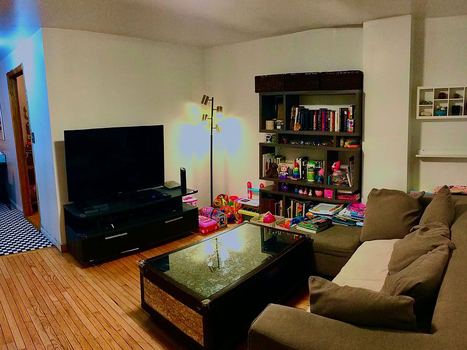 1st image of 493 Pacific St APT 1