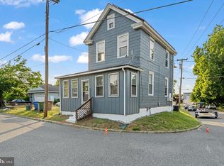 101 2nd St, Swedesboro, NJ 08085